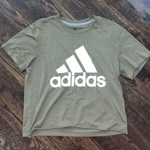 Adidas T-shirt